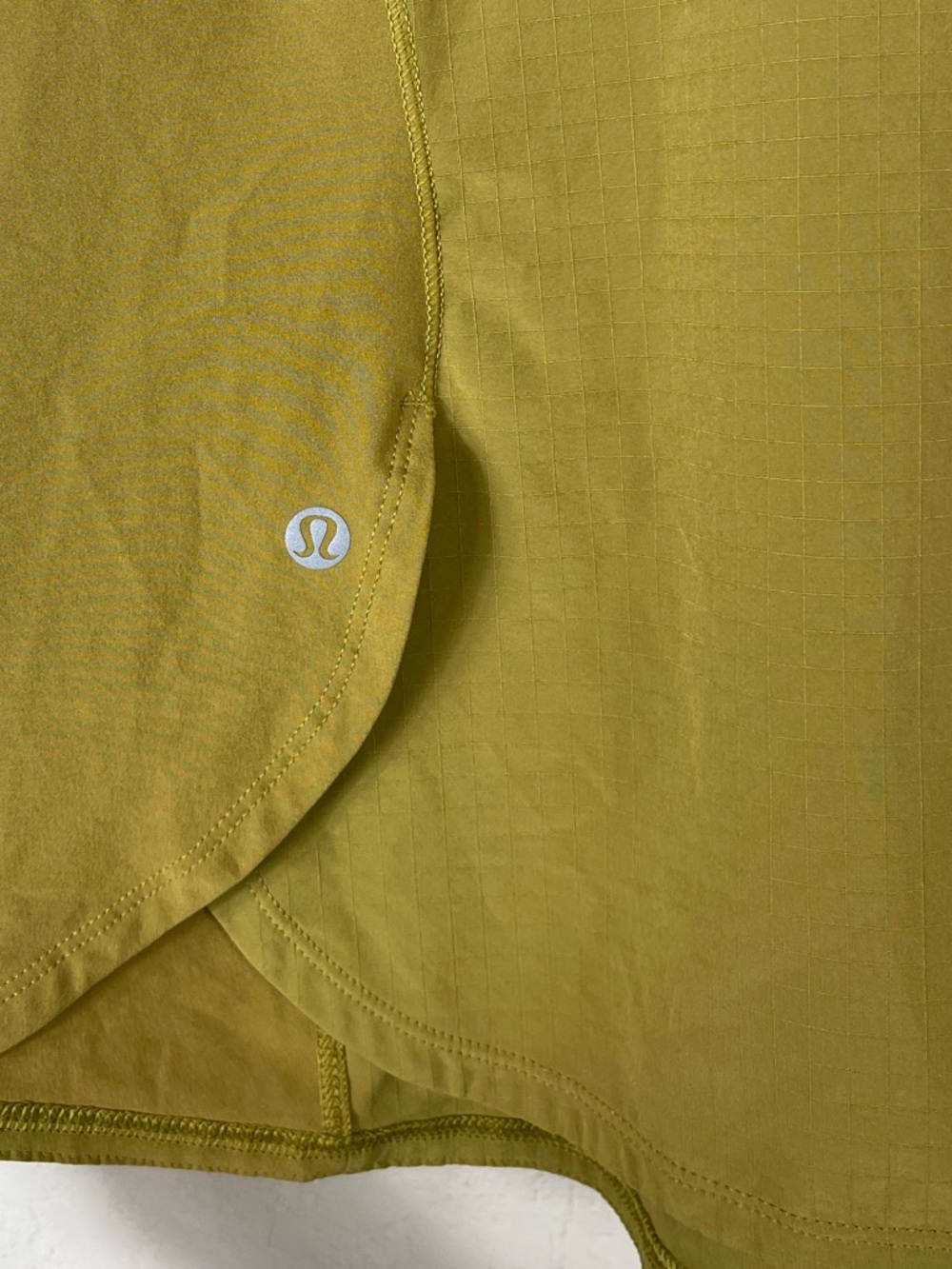 lululemon athletica bronze Green lightweight running Short Sleeve shirt - Picture 6 of 7